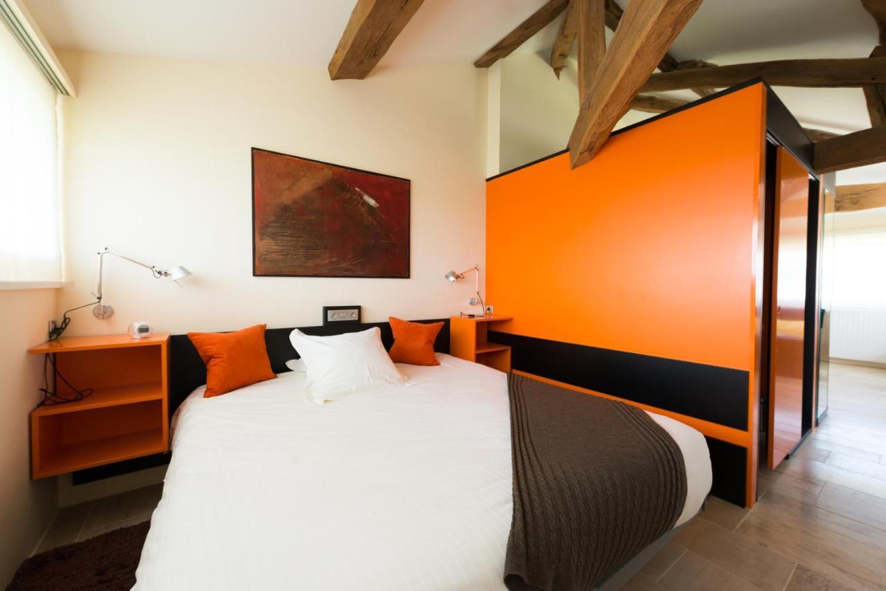 Hotel-Restaurant Le Chateau De Besseuil, Macon Nord - Teritoria Clessé Eksteriør billede