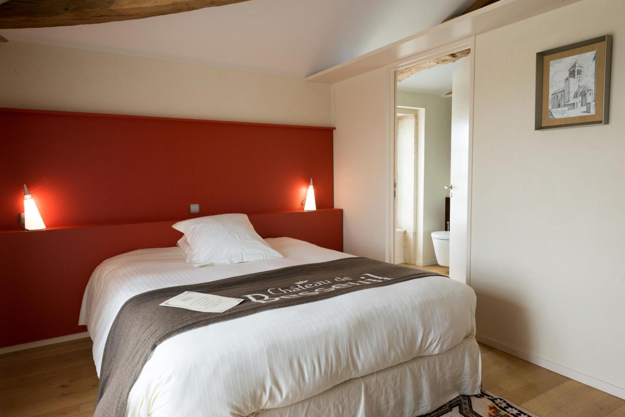 Hotel-Restaurant Le Chateau De Besseuil, Macon Nord - Teritoria Clessé Eksteriør billede